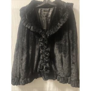 DAMSELLE New York Black Ruffled Soft Faux Fur Hook Closures Coat Large